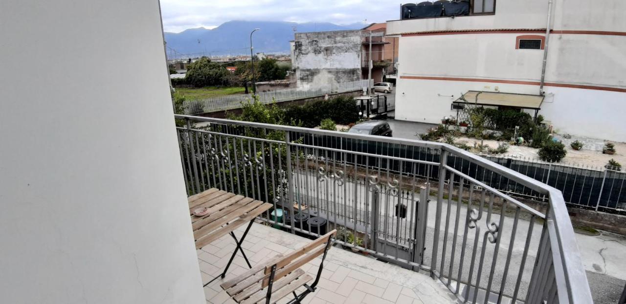 Raro'S Home Bed & Breakfast Pompei Luaran gambar