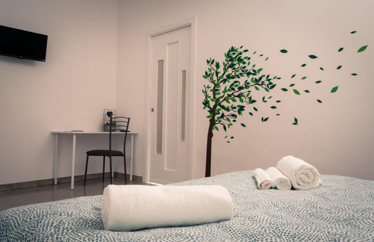 Raro'S Home Bed & Breakfast Pompei Luaran gambar