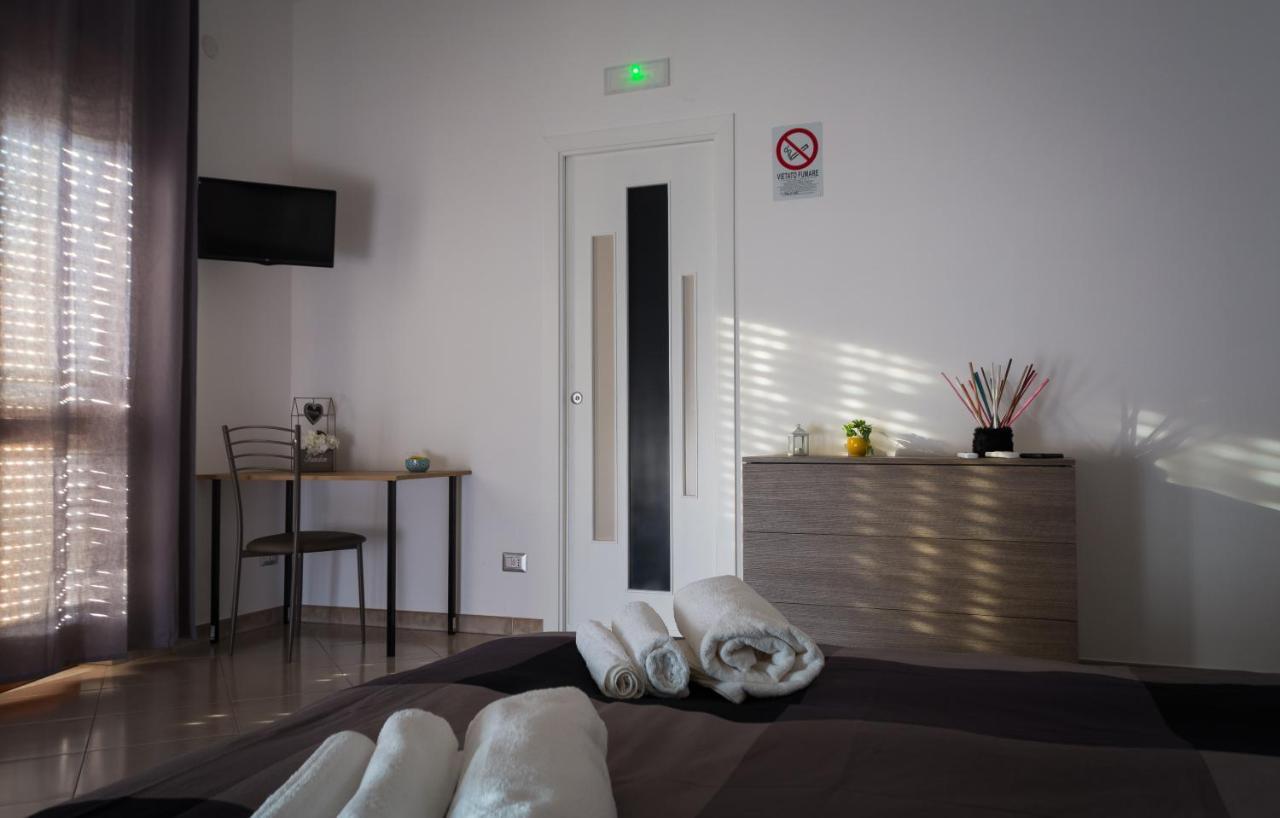 Raro'S Home Bed & Breakfast Pompei Luaran gambar