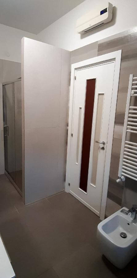Raro'S Home Bed & Breakfast Pompei Luaran gambar